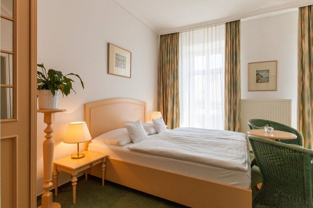 Hotel Villa Auguste Viktoria Ostseebad Heringsdorf Zimmer foto